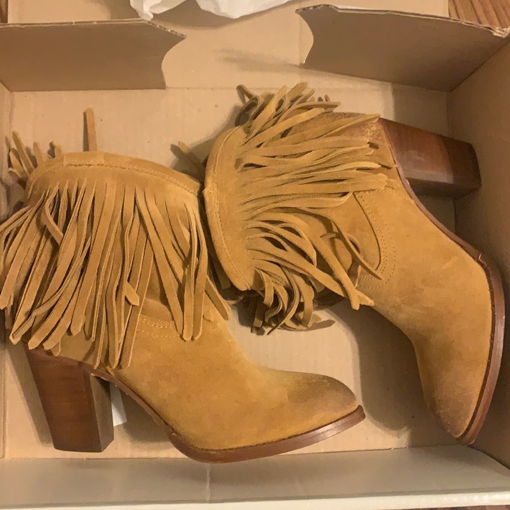 FRYE llana Fringe Short (3476907)